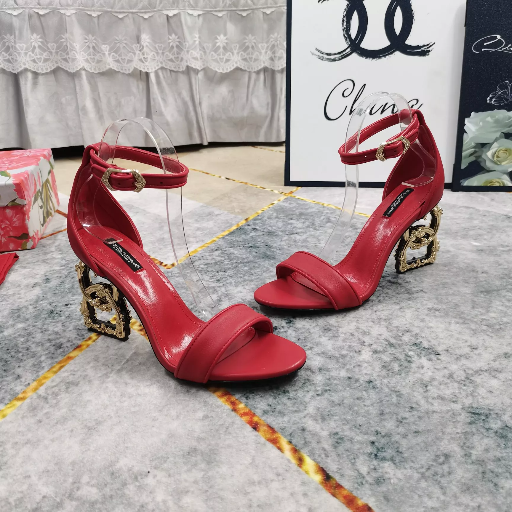 Dolce & Gabbana D&G Sandal For Women Modern 2580