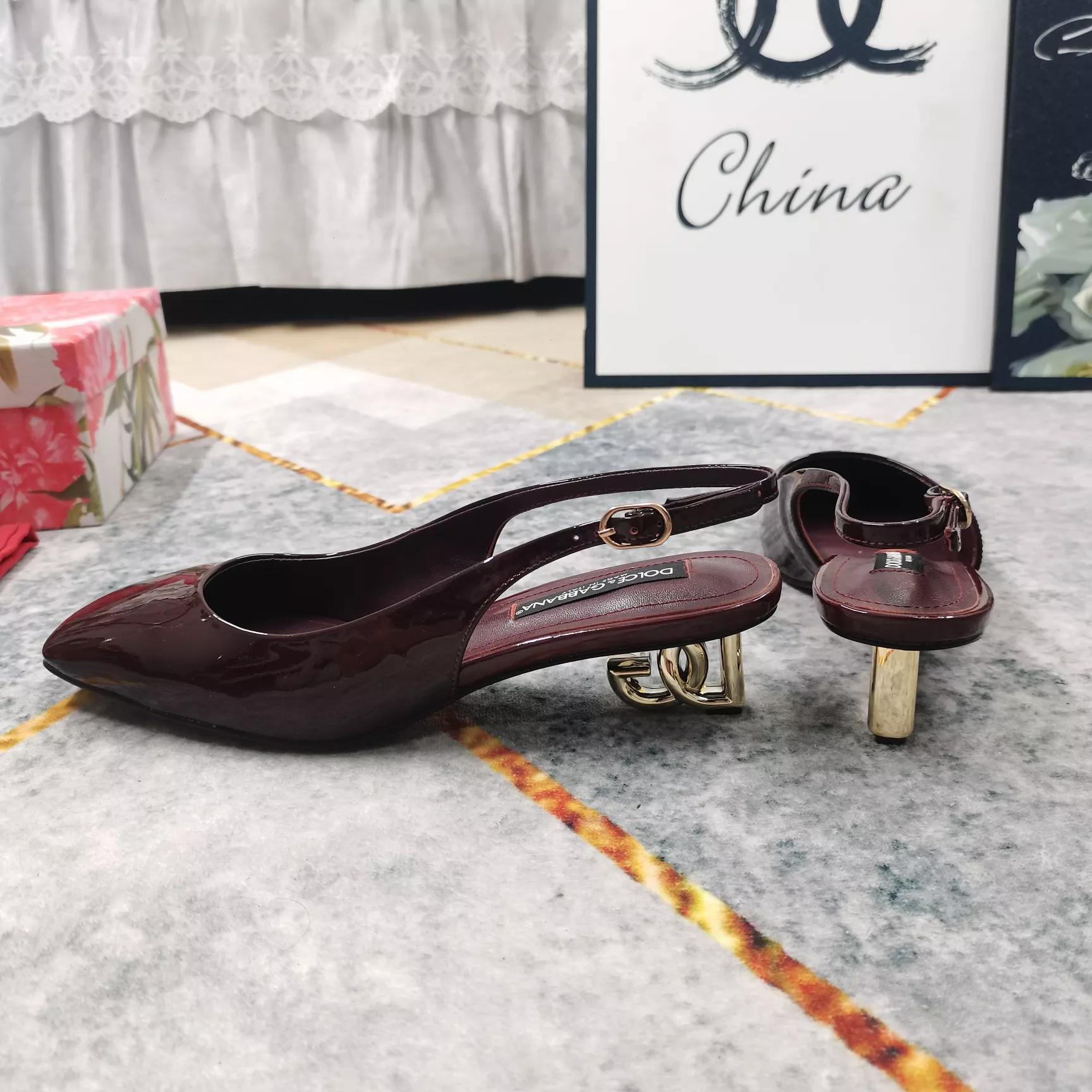 Dolce & Gabbana D&G Sandal For Women SmartChoice 7356