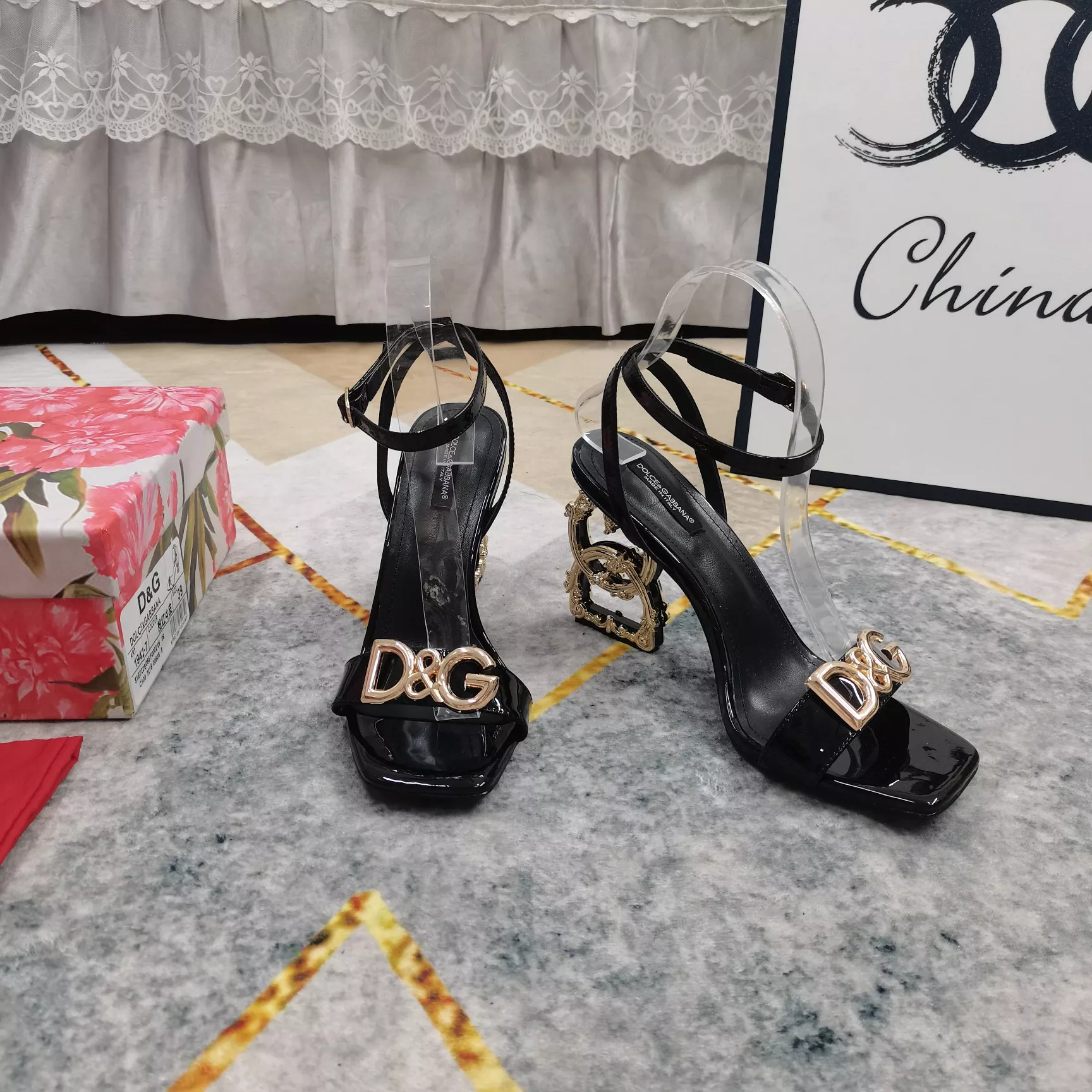 Dolce & Gabbana D&G Sandal For Women Sophisticated 7083