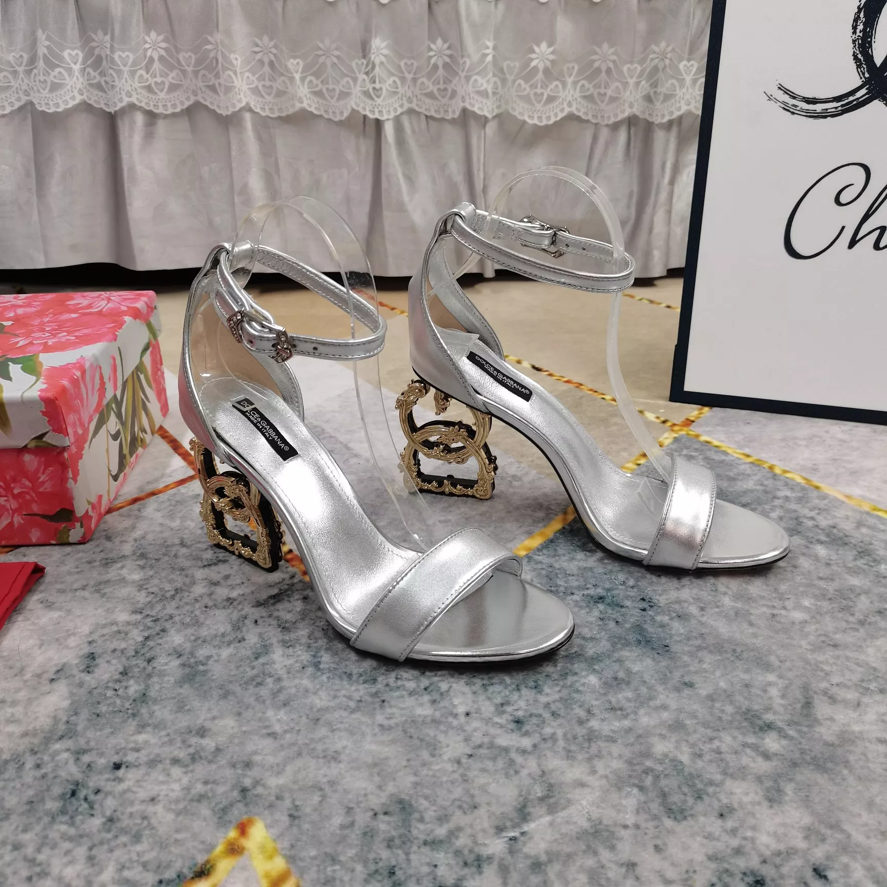 Dolce & Gabbana D&G Sandal For Women Timeless 5136