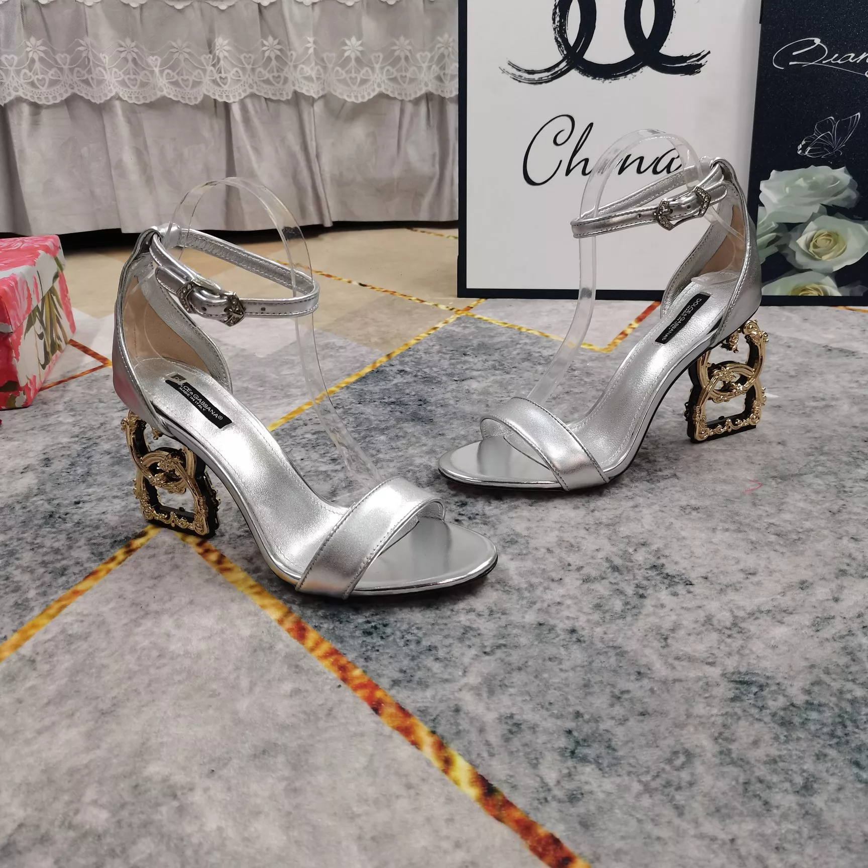 Dolce & Gabbana D&G Sandal For Women Timeless 5136