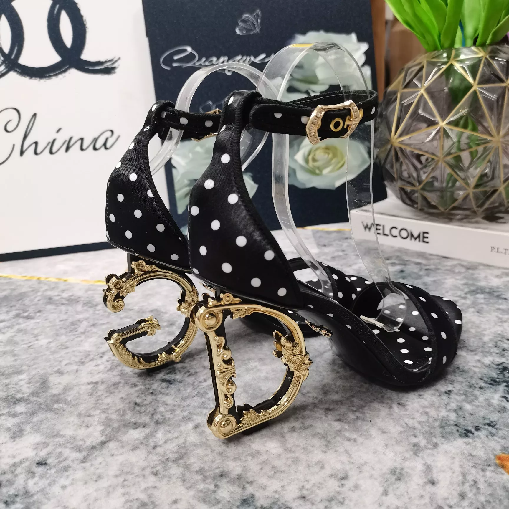Dolce & Gabbana D&G Sandal For Women Unique 9503