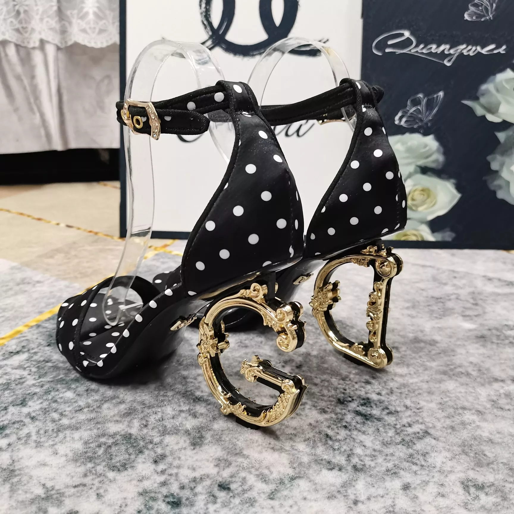 Dolce & Gabbana D&G Sandal For Women Unique 9503