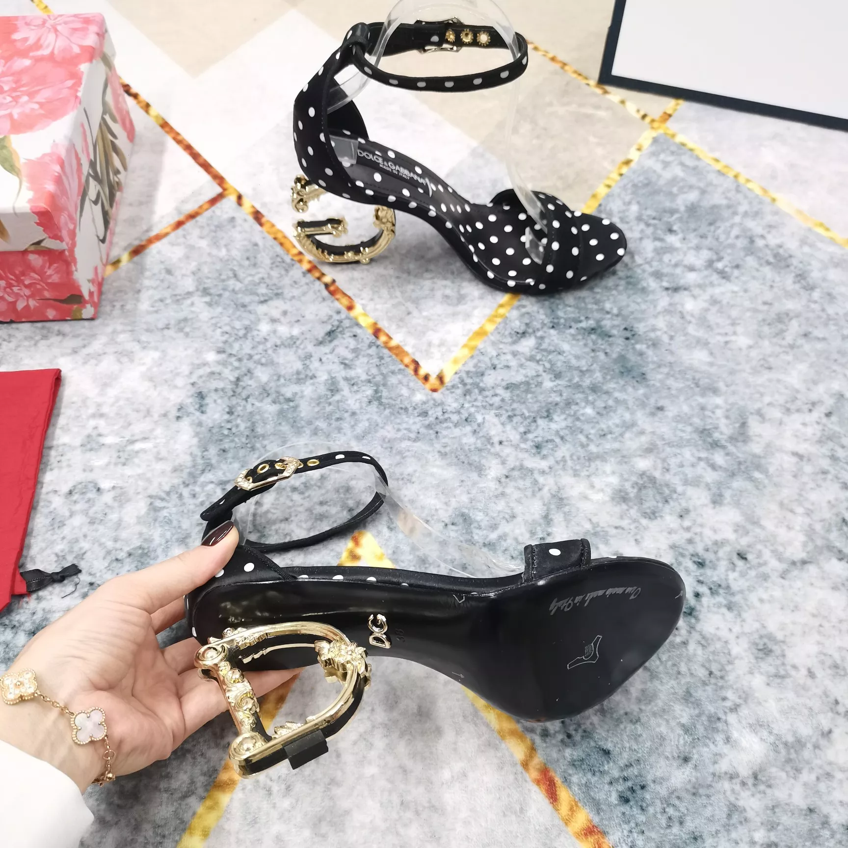Dolce & Gabbana D&G Sandal For Women Unique 9503