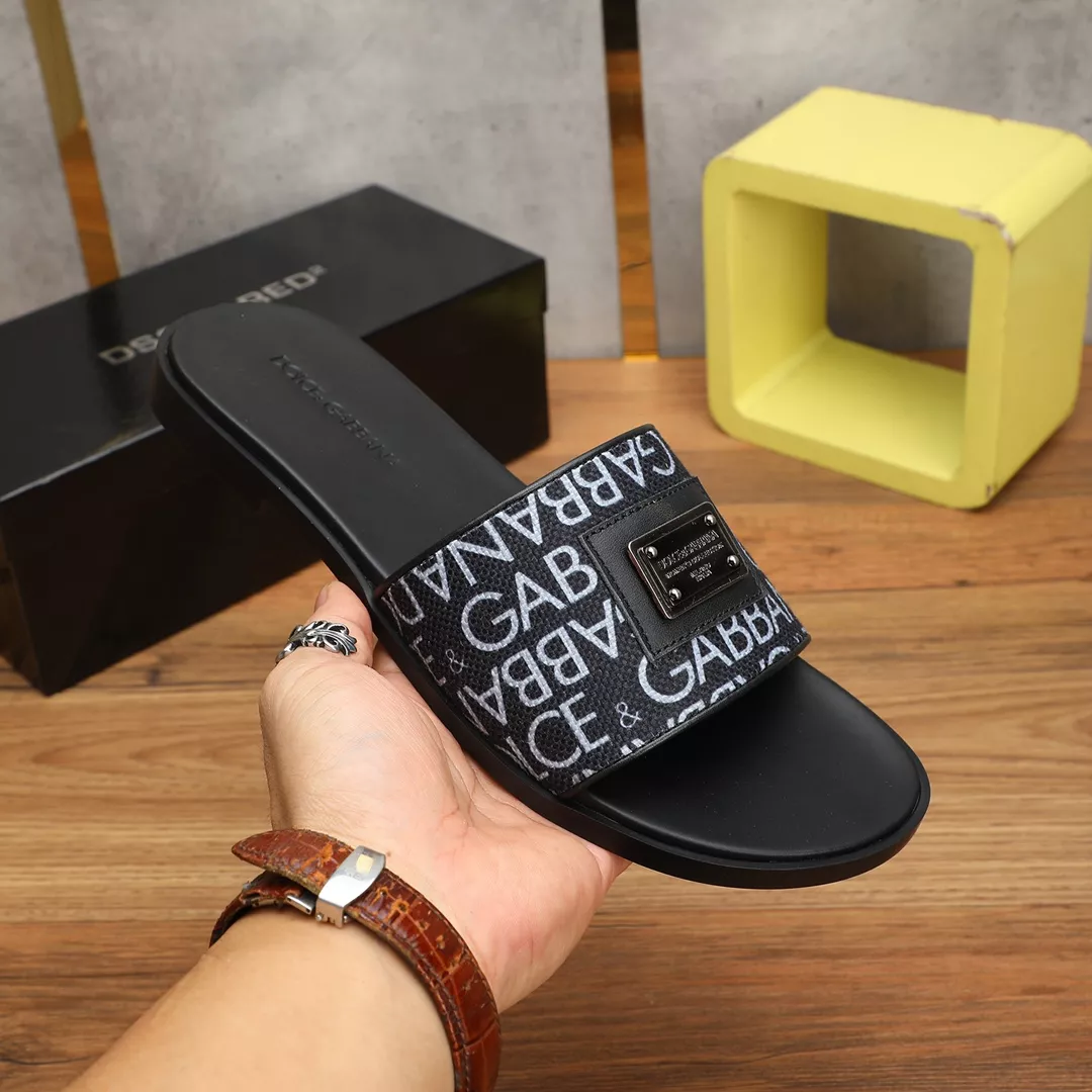 Dolce & Gabbana D&G Slippers For Men Affordable 7577