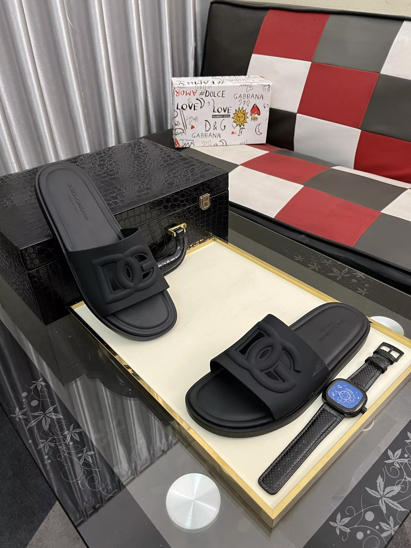 Dolce & Gabbana D&G Slippers For Men Minimalist 315