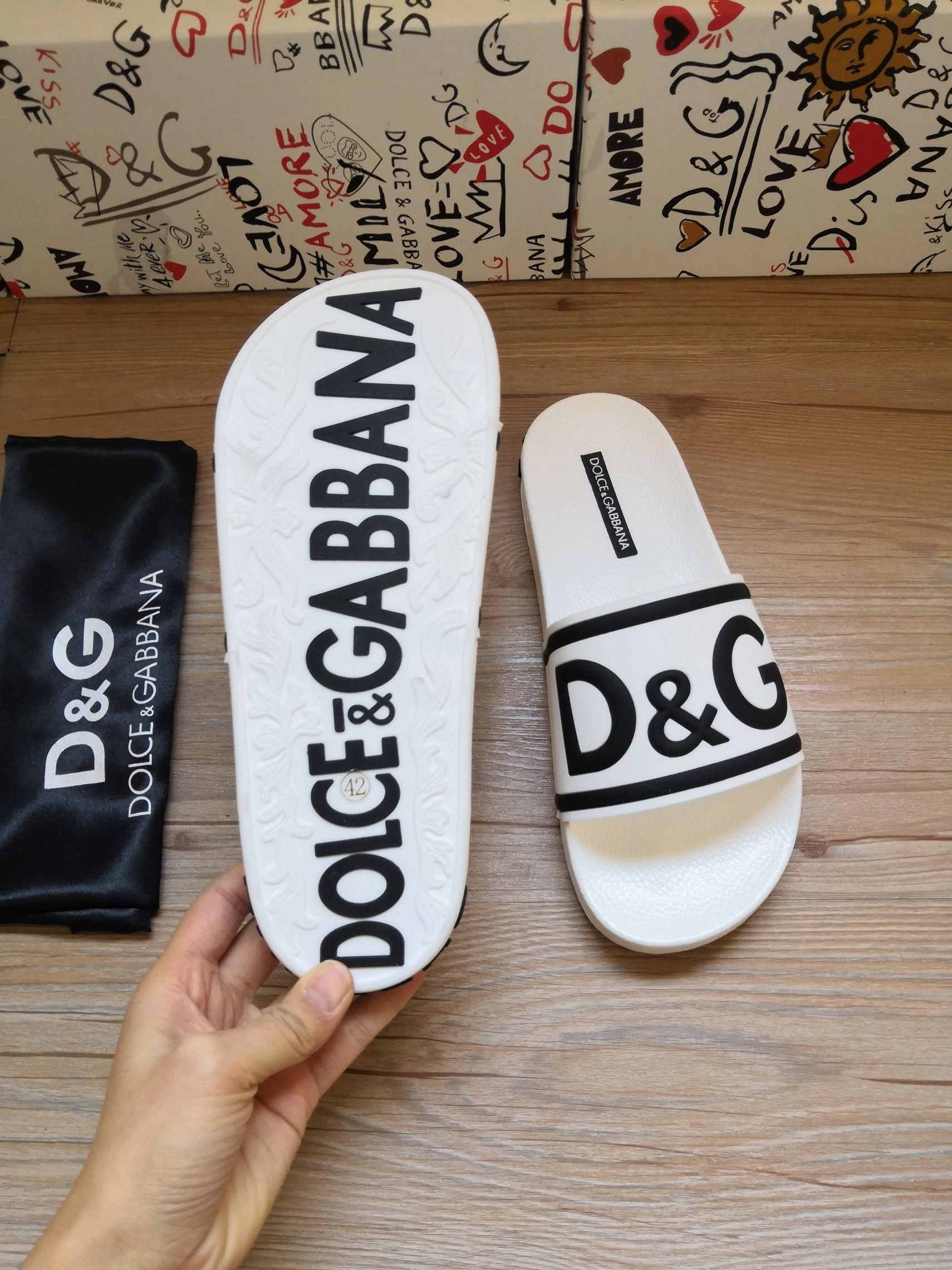 Dolce & Gabbana D&G Slippers For Men Sophisticated 2076