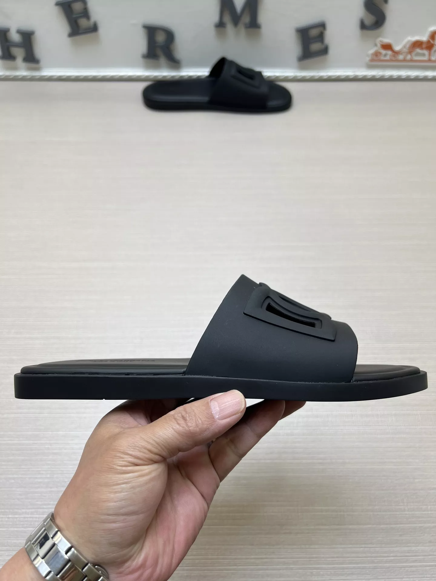 Dolce & Gabbana D&G Slippers For Men Sophisticated 5923
