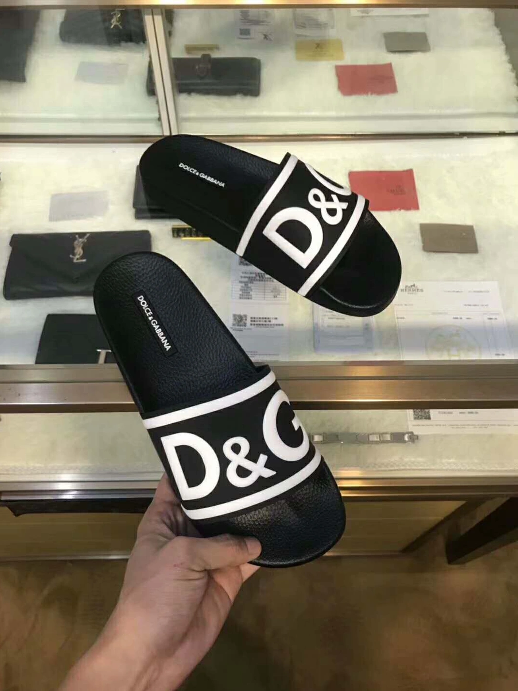 Dolce & Gabbana D&G Slippers For Men UrbanStyle 1588