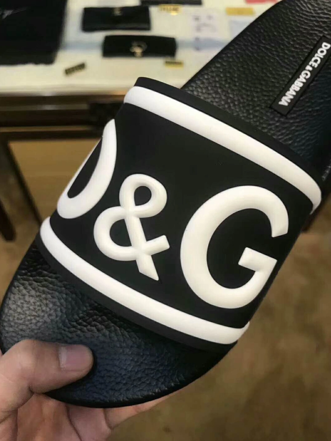 Dolce & Gabbana D&G Slippers For Men UrbanStyle 1588