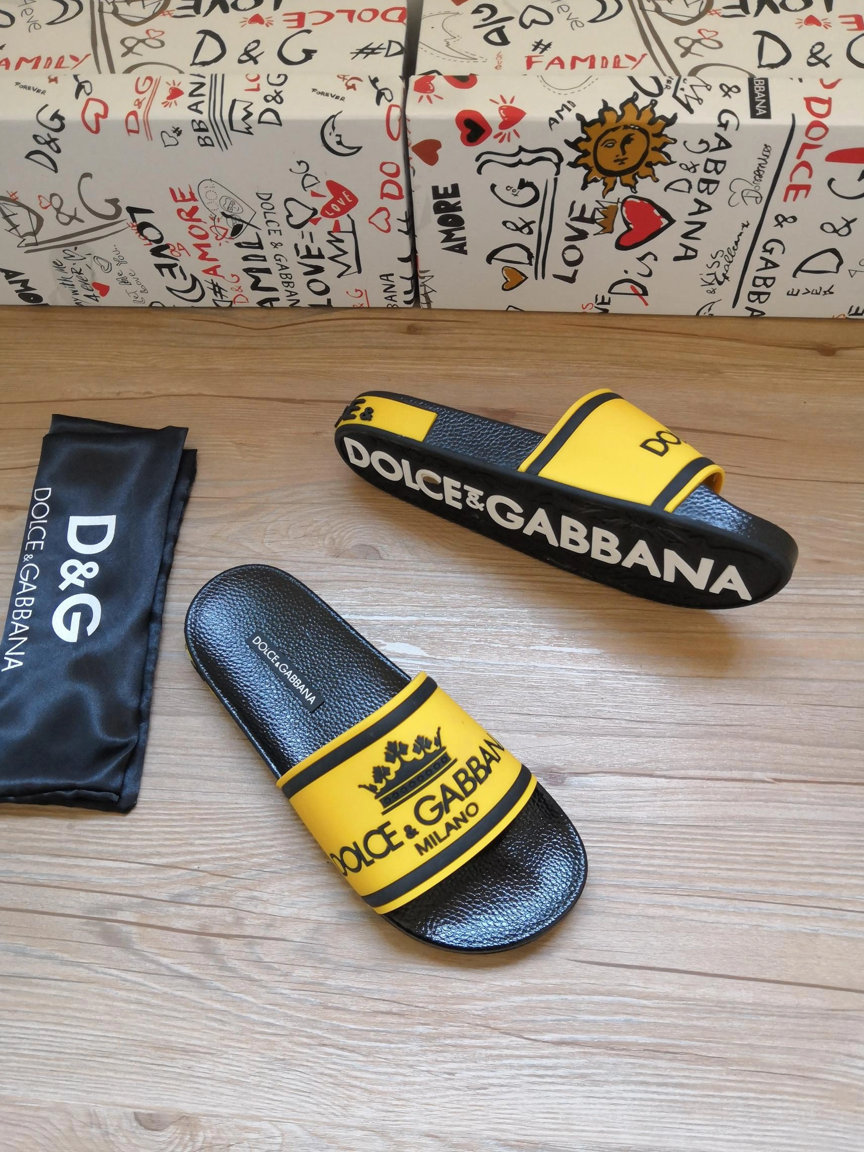 Dolce & Gabbana D&G Slippers For Women Affordable 9289