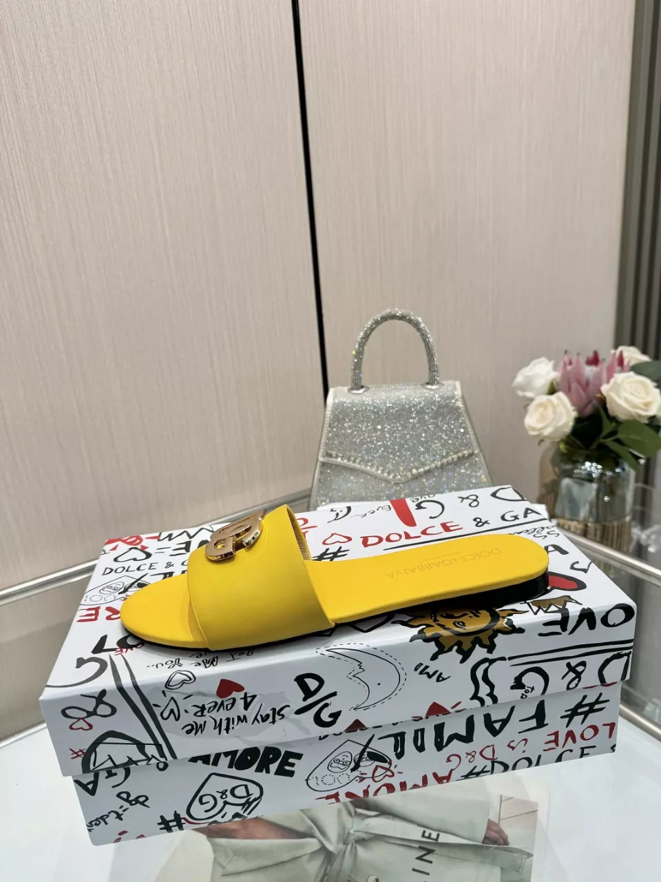 Dolce & Gabbana D&G Slippers For Women AllSeason 6772