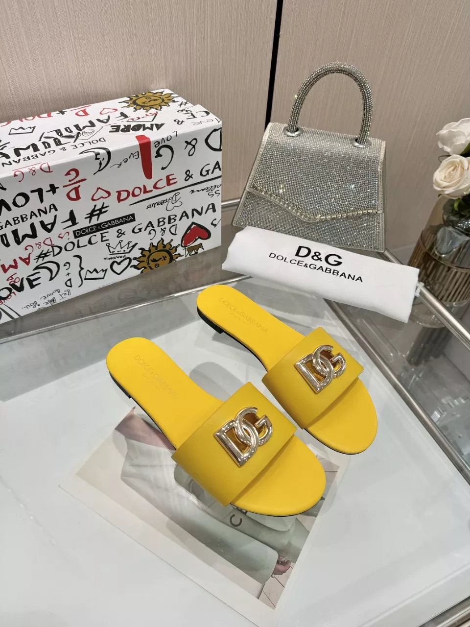 Dolce & Gabbana D&G Slippers For Women AllSeason 6772