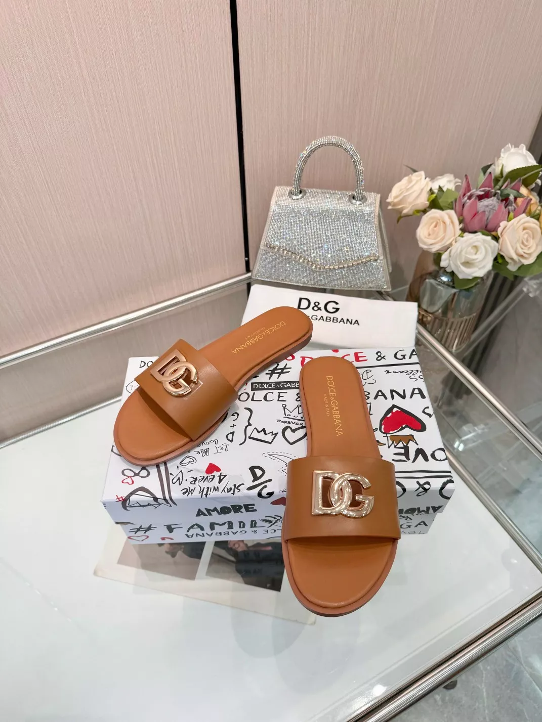 Dolce & Gabbana D&G Slippers For Women Compact 5315