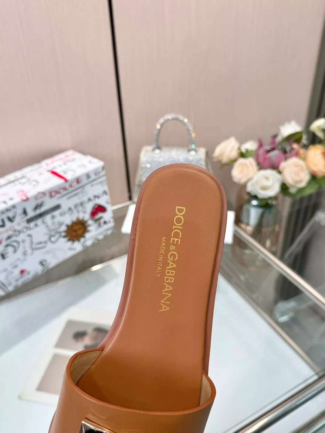 Dolce & Gabbana D&G Slippers For Women Compact 5315