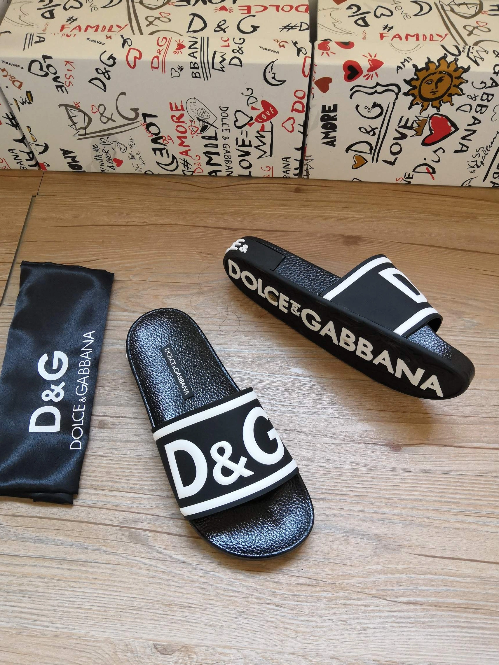 Dolce & Gabbana D&G Slippers For Women DailyWear 5313