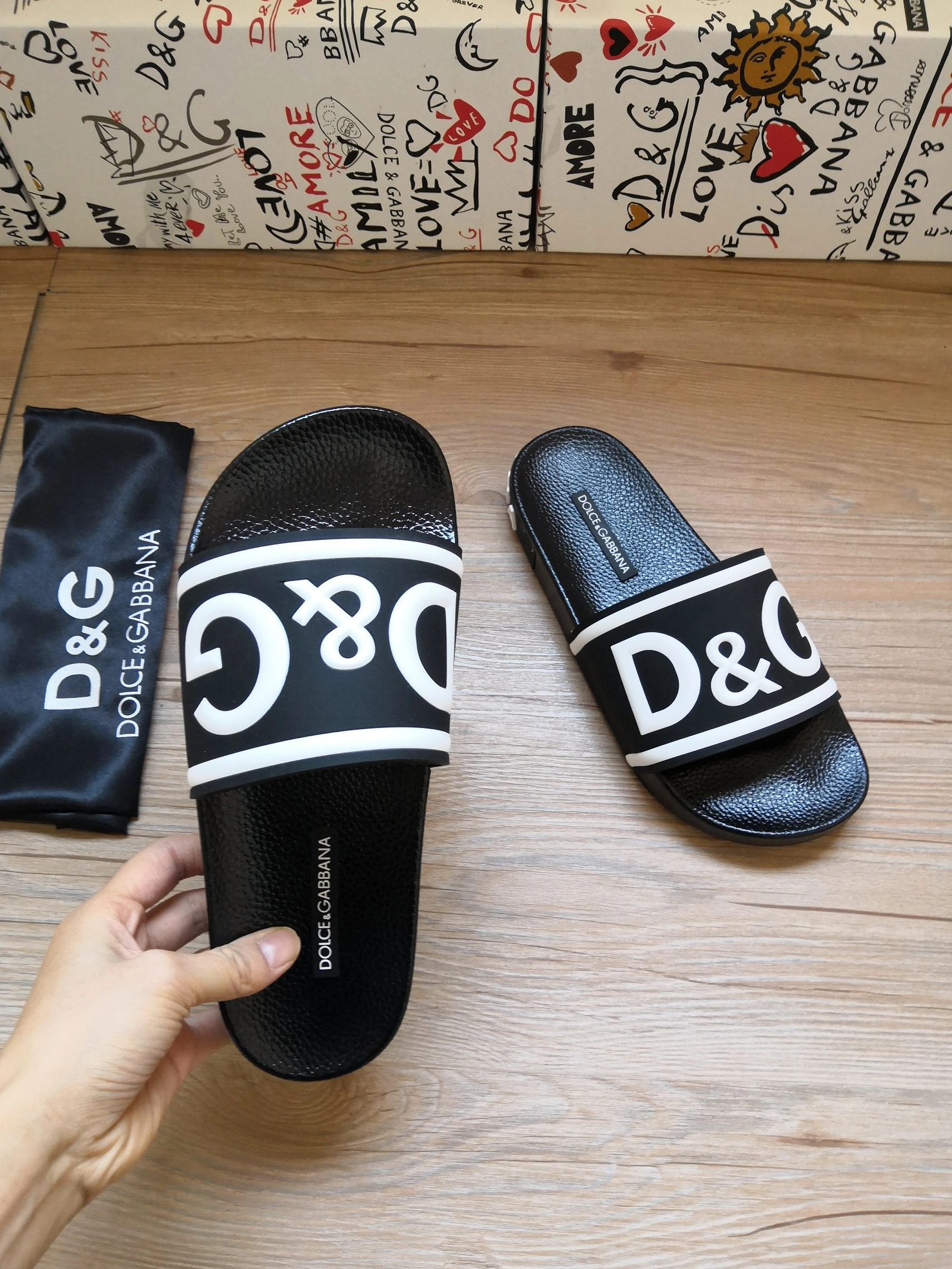 Dolce & Gabbana D&G Slippers For Women DailyWear 5313