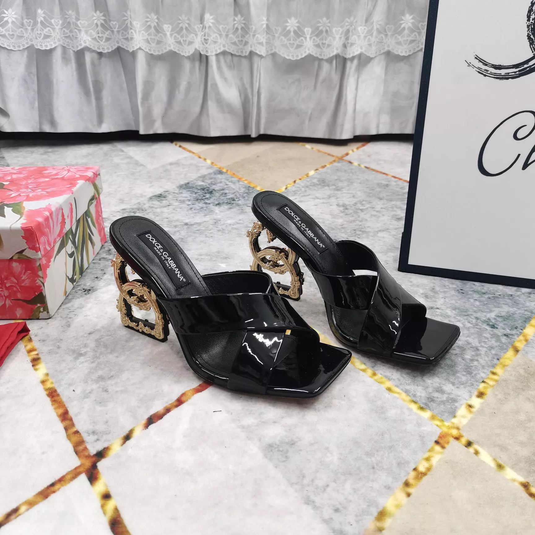 Dolce & Gabbana D&G Slippers For Women DailyWear 9447