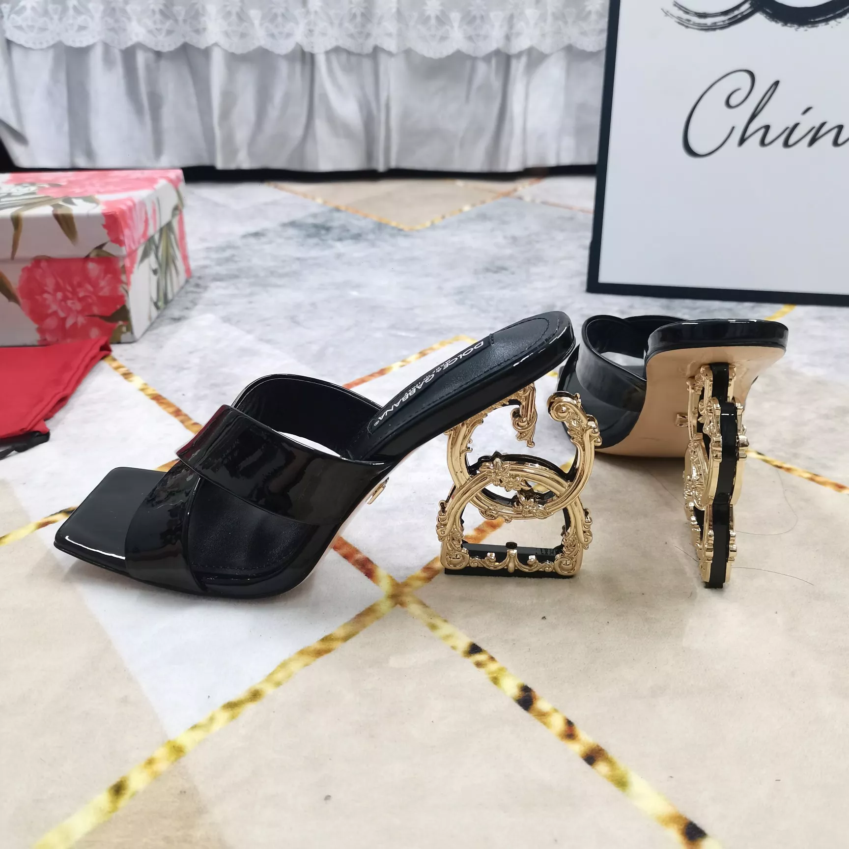Dolce & Gabbana D&G Slippers For Women DailyWear 9447