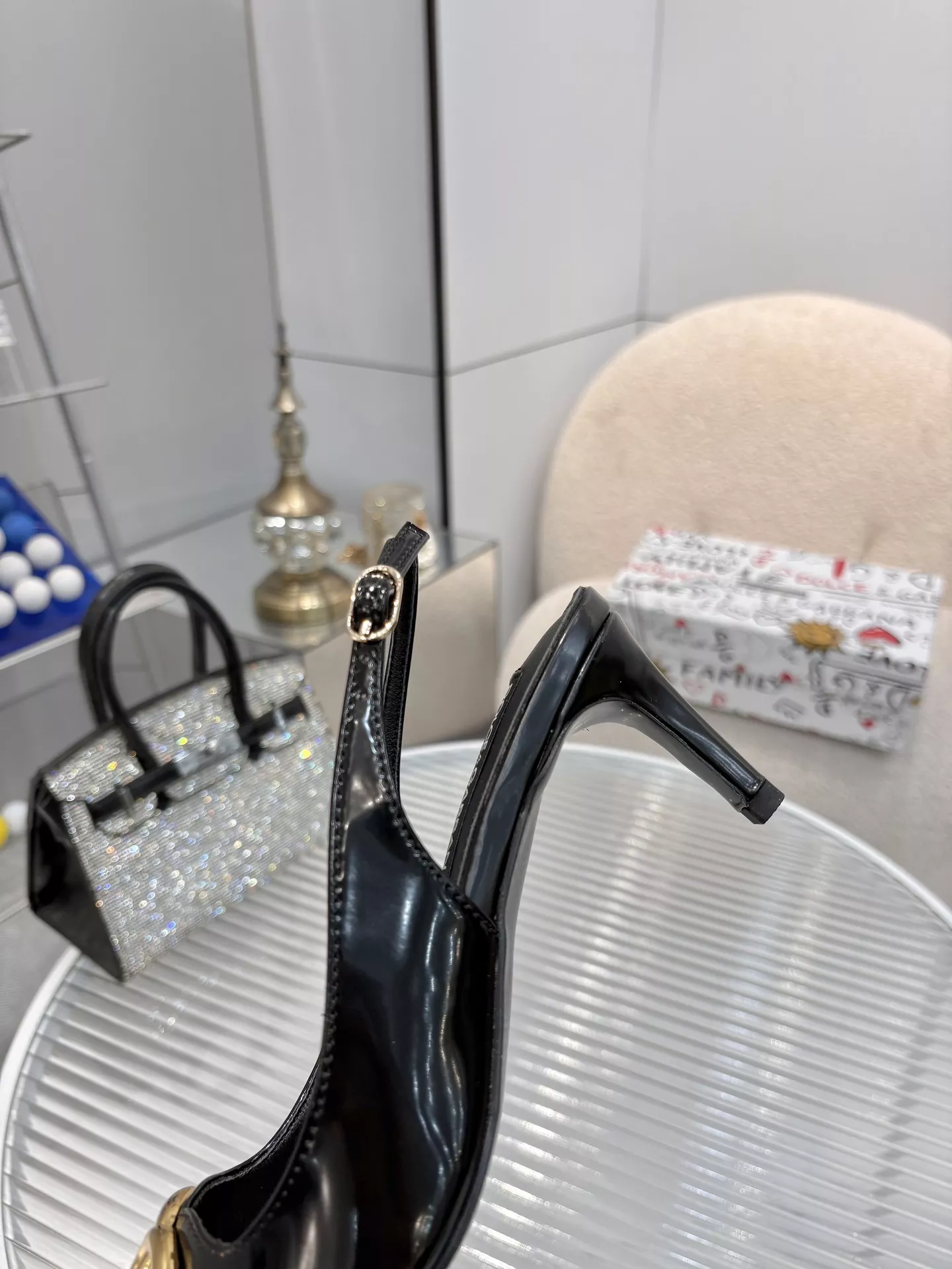 Dolce & Gabbana D&G Slippers For Women EyeCatching 8517