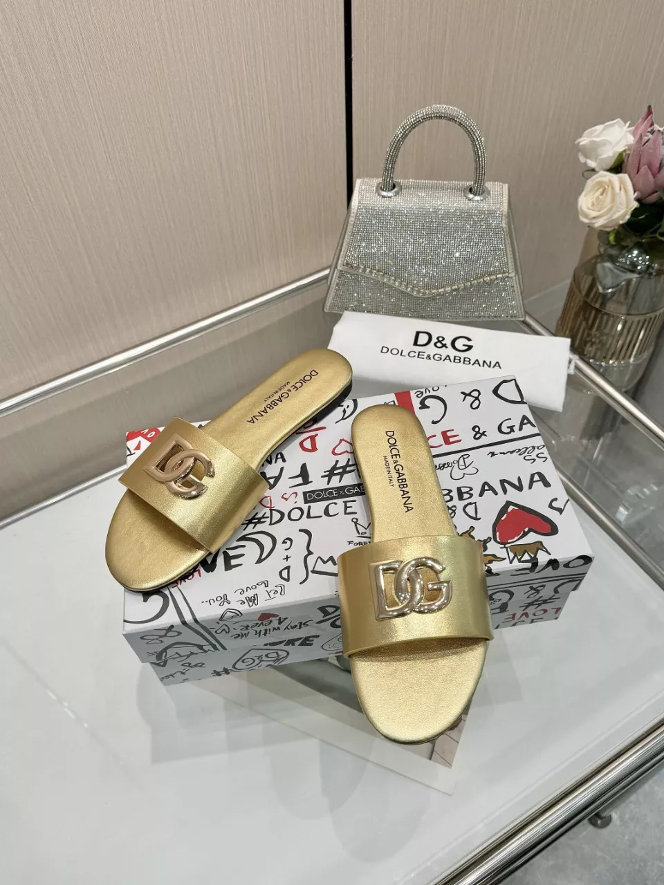 Dolce & Gabbana D&G Slippers For Women StreetReady 3707