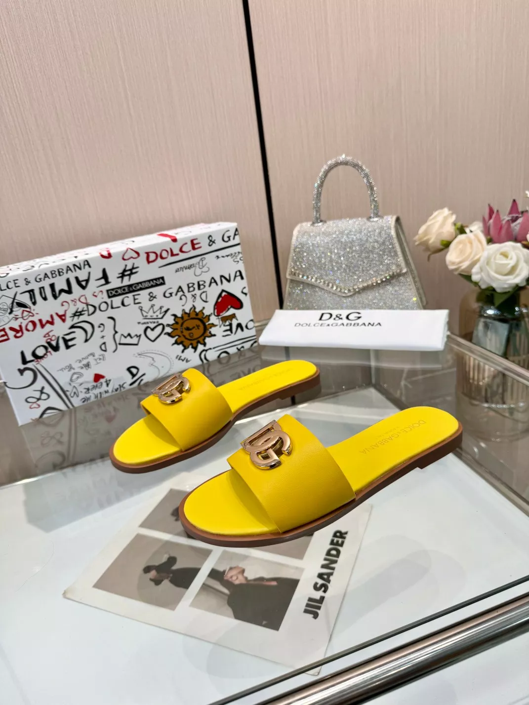 Dolce & Gabbana D&G Slippers For Women StreetReady 8855
