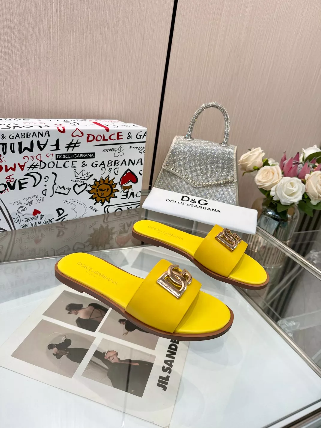 Dolce & Gabbana D&G Slippers For Women StreetReady 8855
