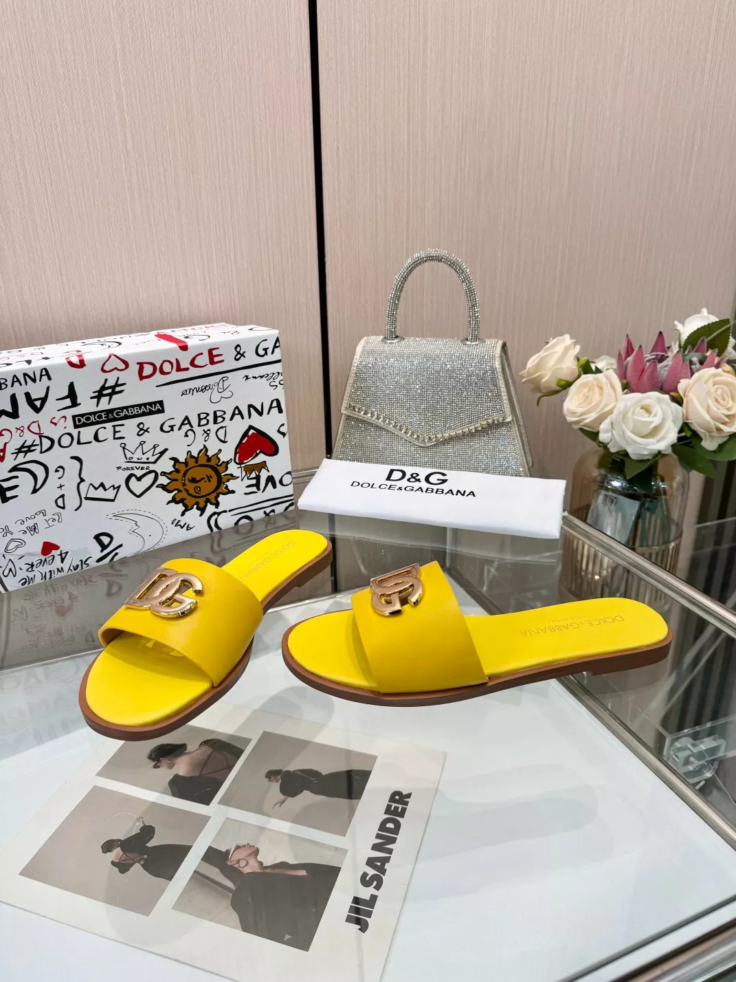 Dolce & Gabbana D&G Slippers For Women StreetReady 8855