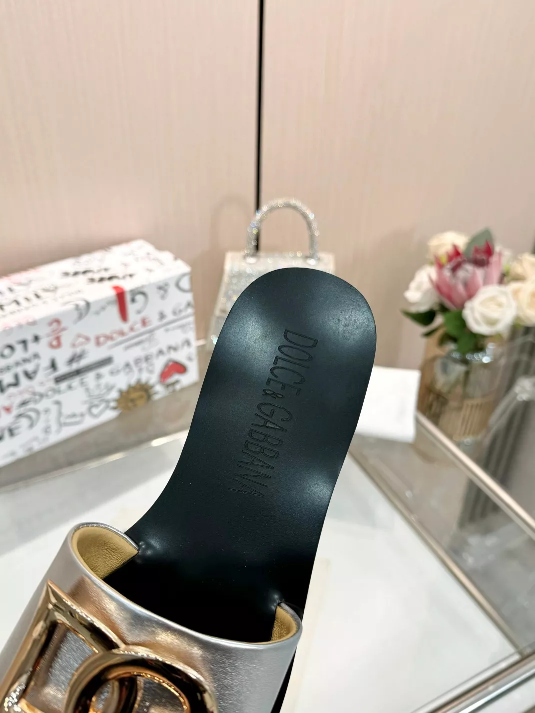Dolce & Gabbana D&G Slippers For Women Stylish 4633