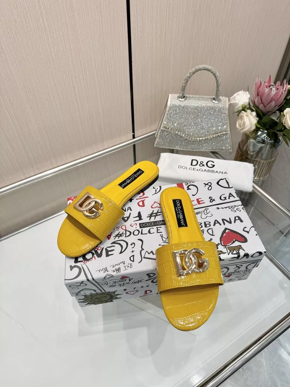 Dolce & Gabbana D&G Slippers For Women Timeless 4288