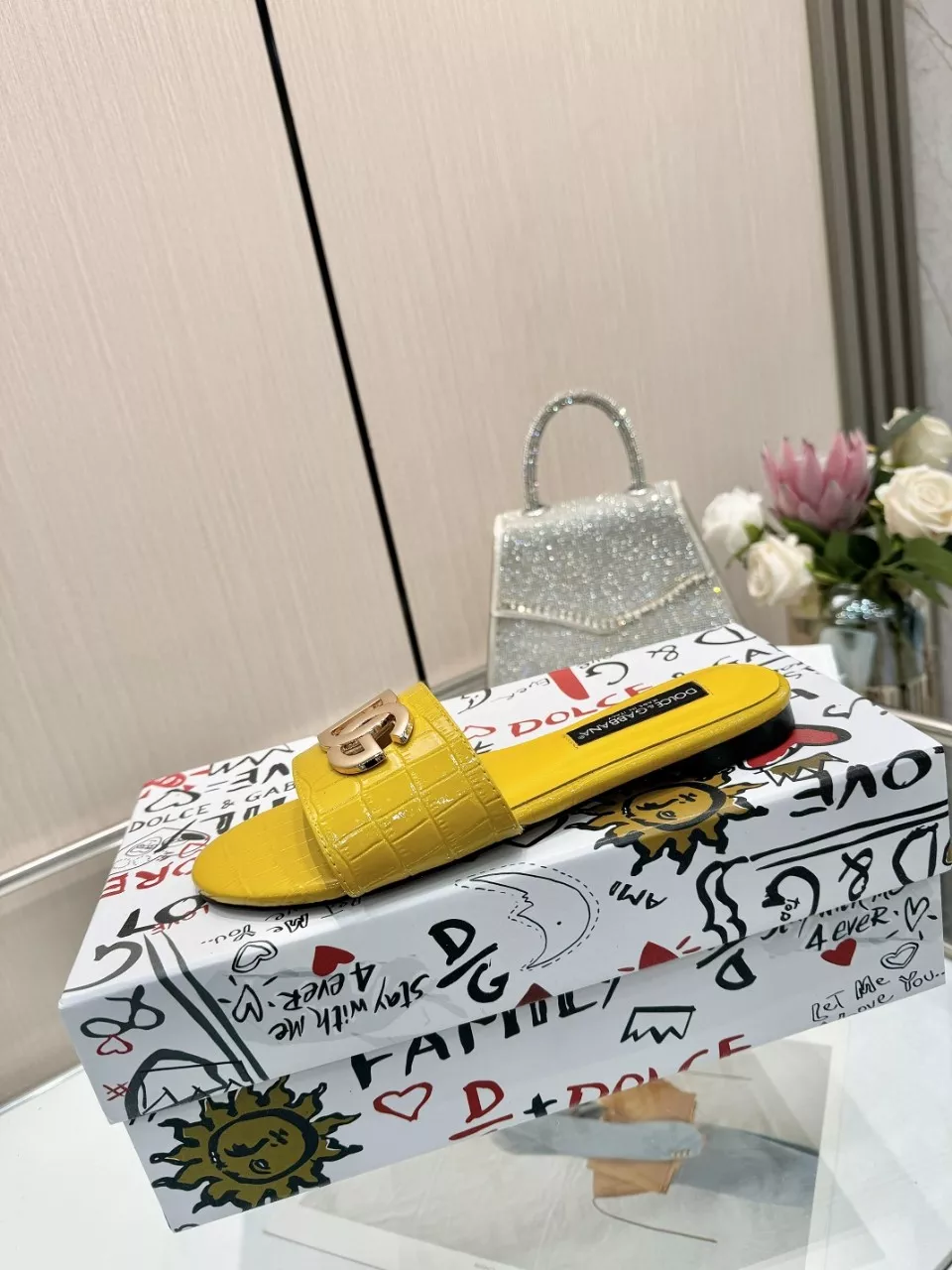 Dolce & Gabbana D&G Slippers For Women Timeless 4288