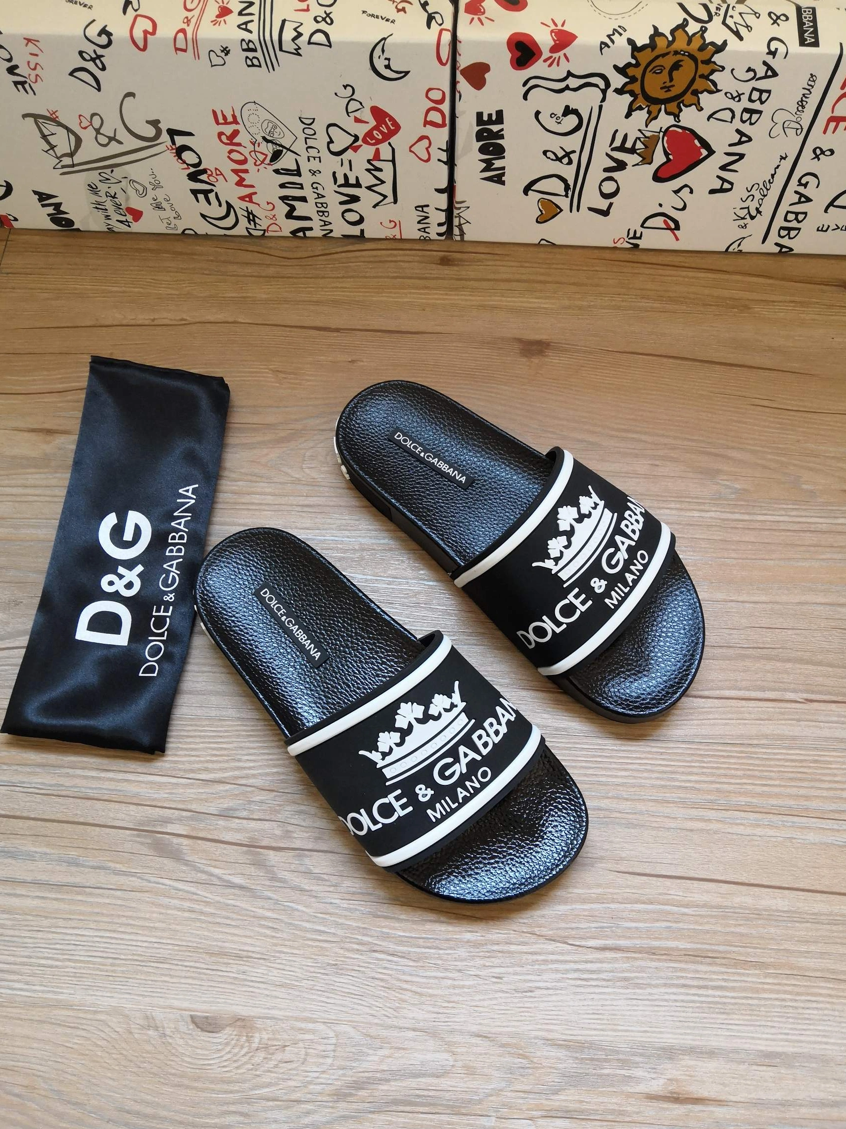 Dolce & Gabbana D&G Slippers For Women Trendy 5602