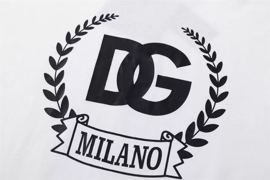 Dolce & Gabbana D&G T-Shirts Short Sleeved For Unisex Trendy 300