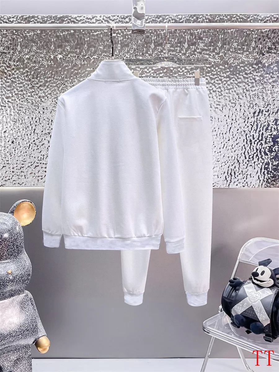 Dolce & Gabbana D&G Tracksuits Long Sleeved For Men Sophisticated 1435
