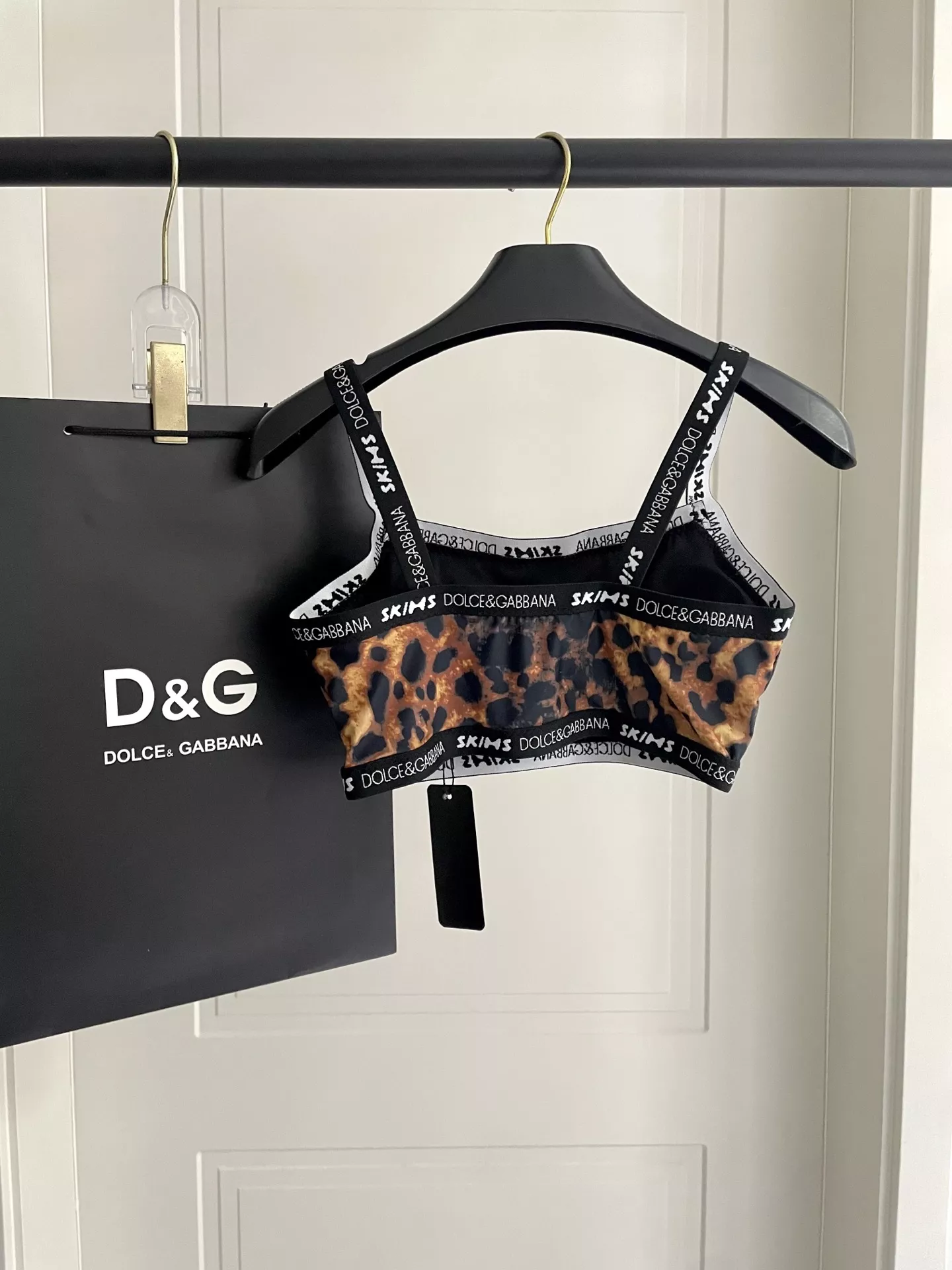Dolce & Gabbana D&G Tracksuits Sleeveless For Women Flexible 8773