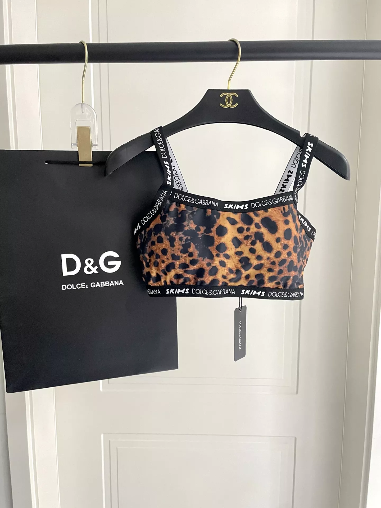 Dolce & Gabbana D&G Tracksuits Sleeveless For Women Flexible 8773