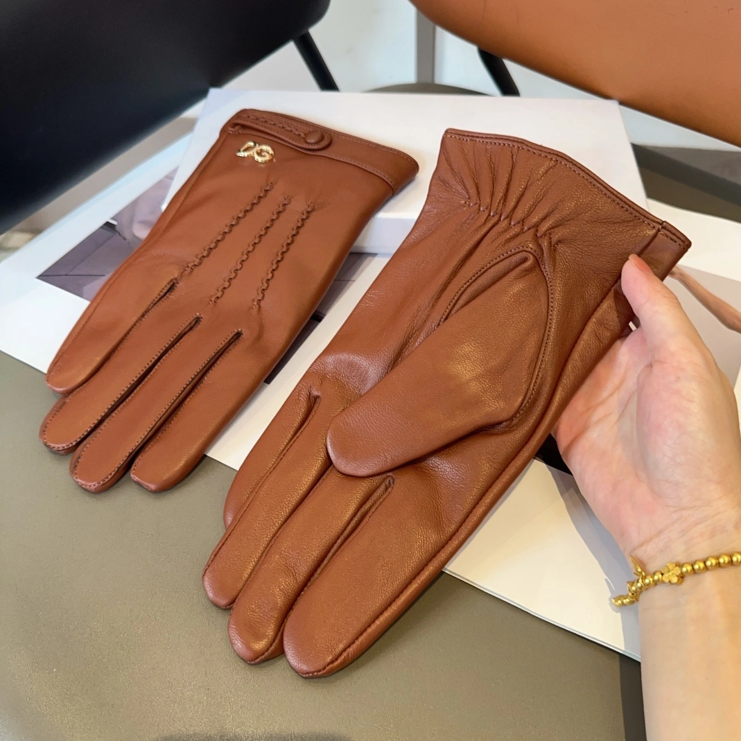 Dolce & Gabbana Gloves For Men Bold 9820