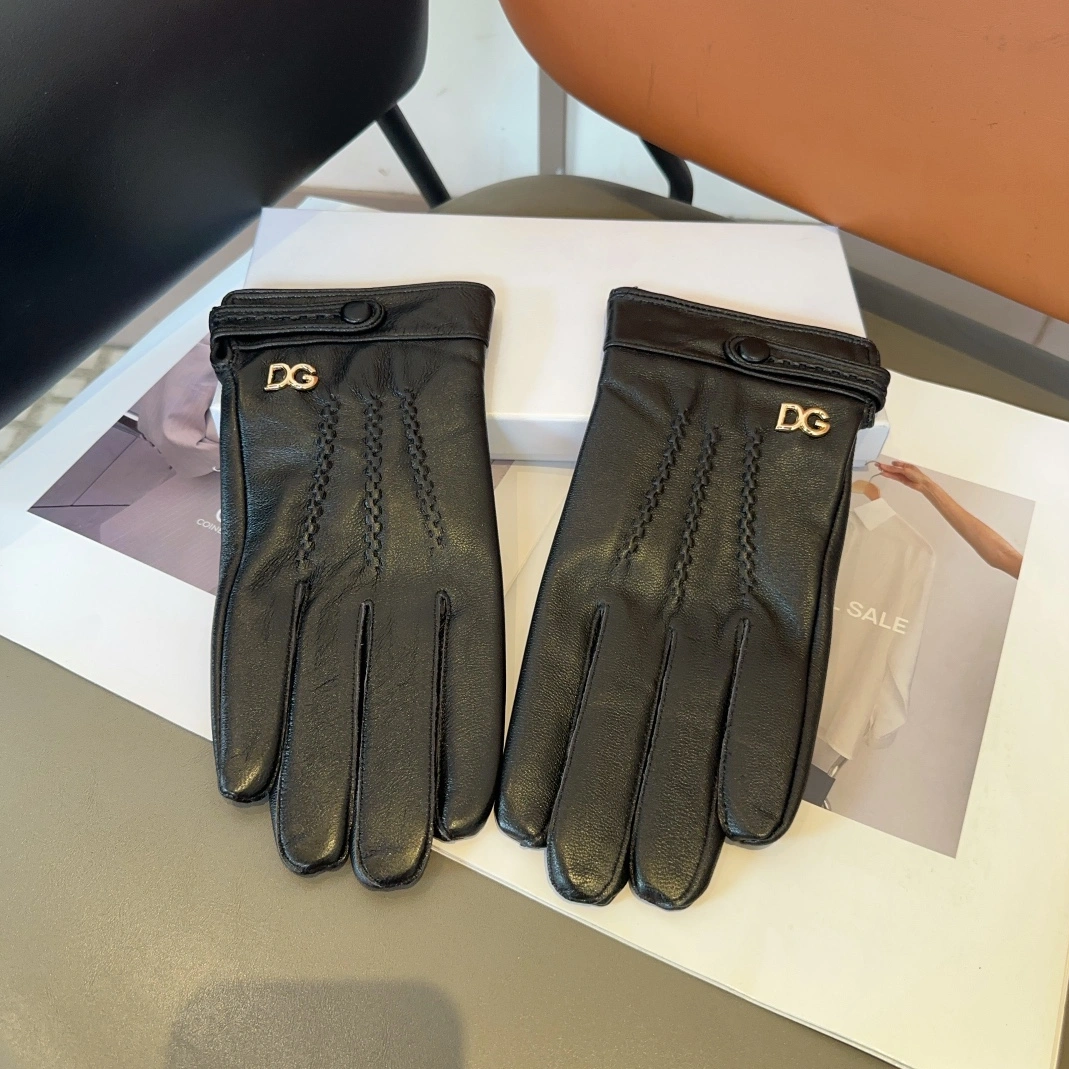 Dolce & Gabbana Gloves For Men Efficient 7170