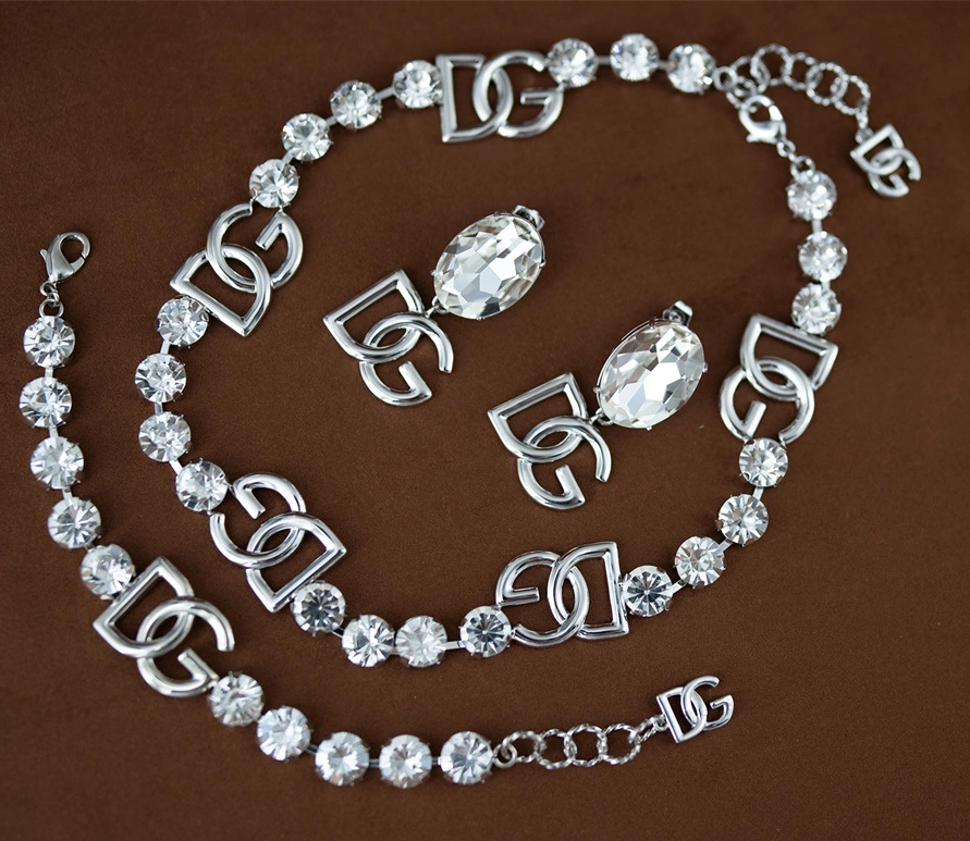 Dolce & Gabbana Jewelry Set For Women Minimalist 2204