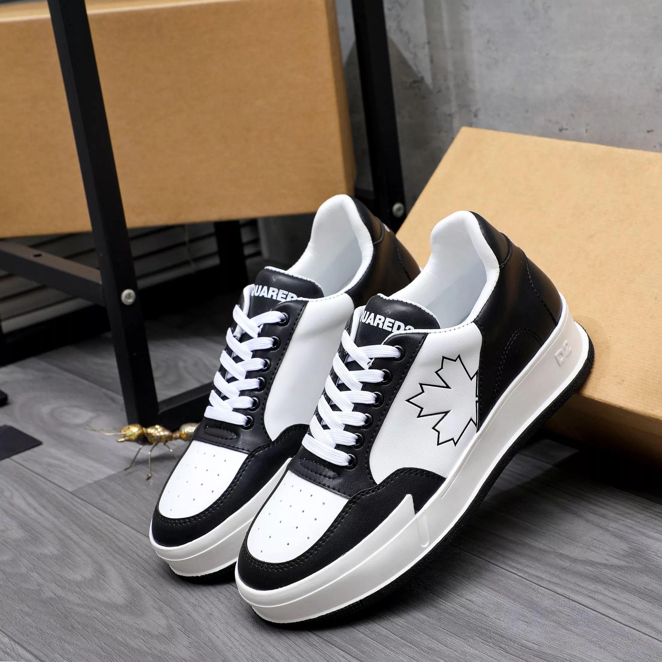 Dsquared Casual Shoes For Men Elegant 1110