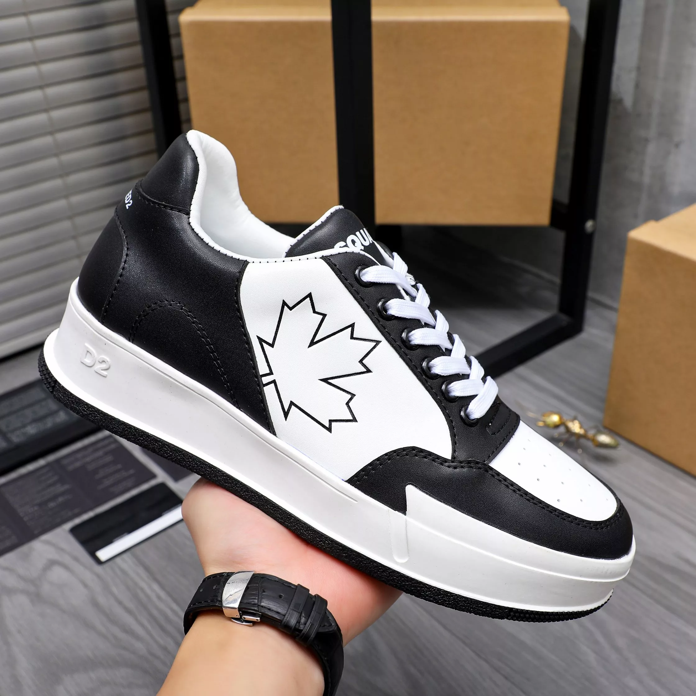 Dsquared Casual Shoes For Men Elegant 1110