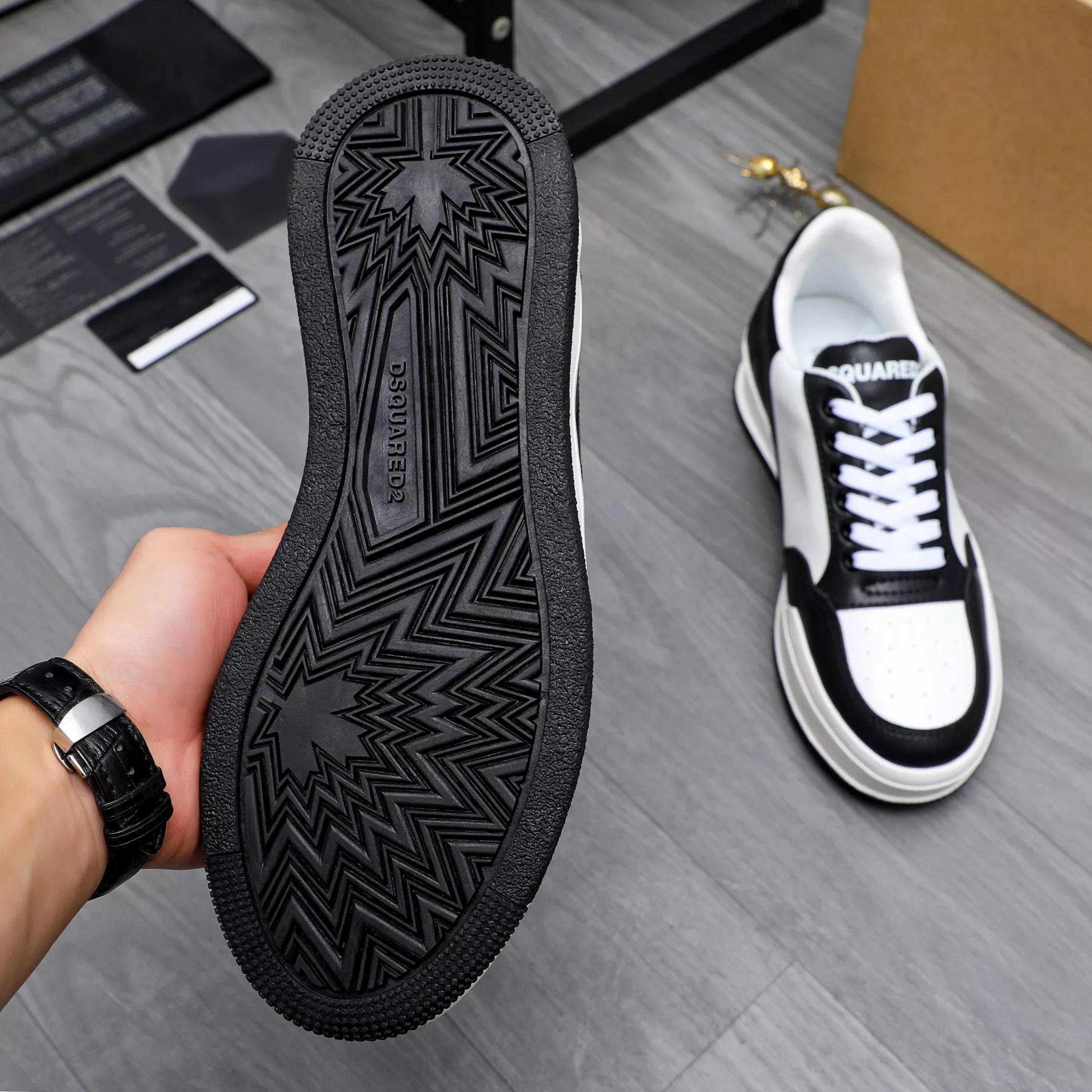 Dsquared Casual Shoes For Men Elegant 1110