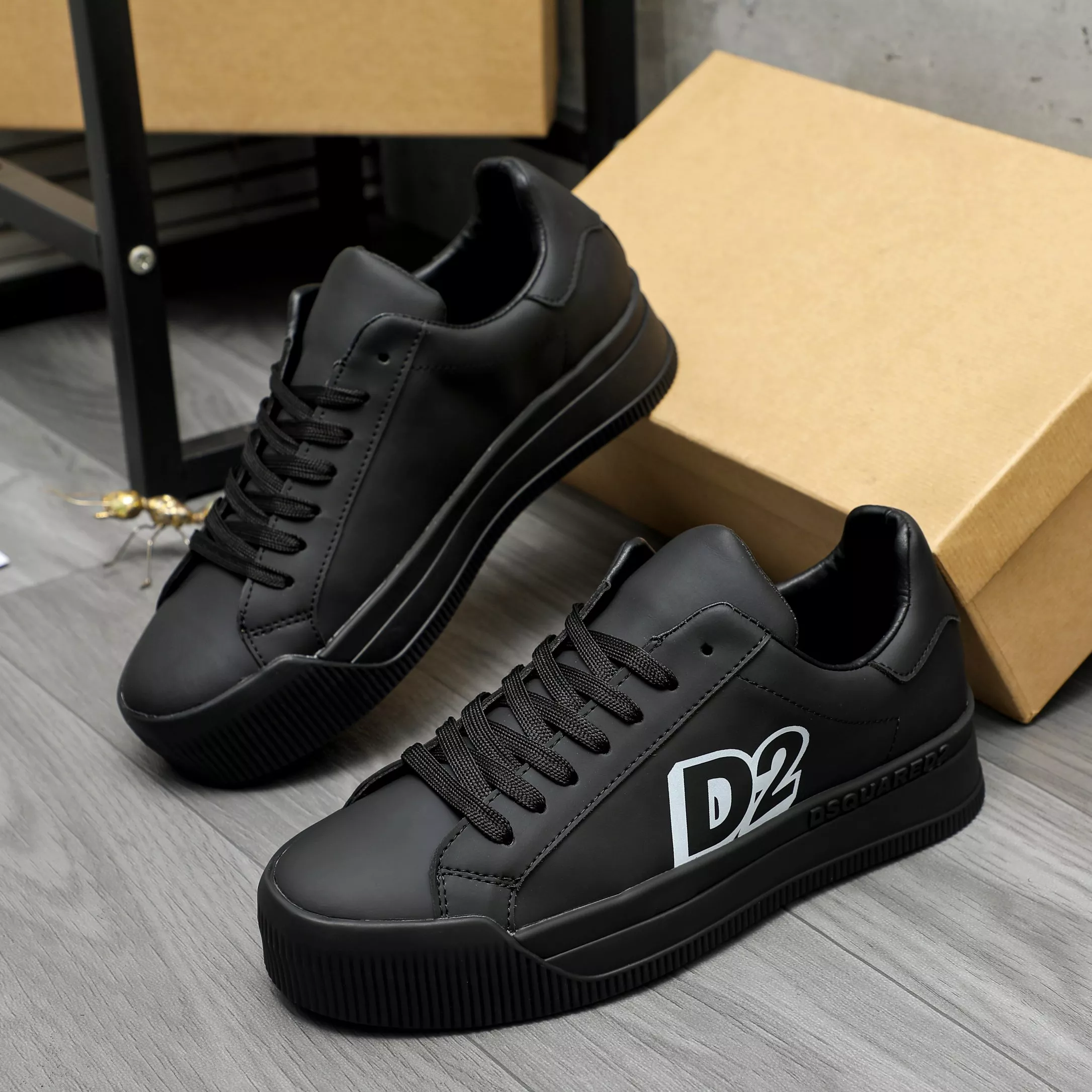 Dsquared Casual Shoes For Men Timeless 6041