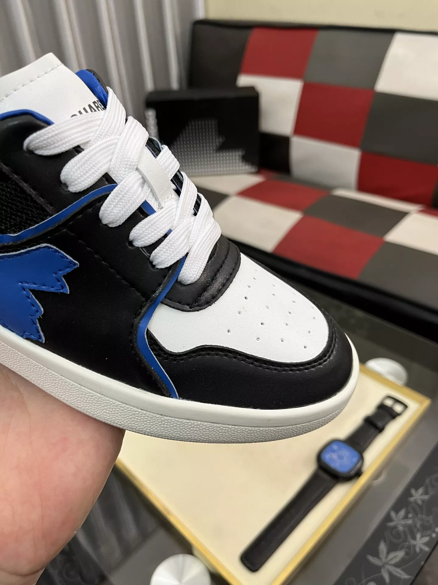 Dsquared Casual Shoes For Men Timeless 8630