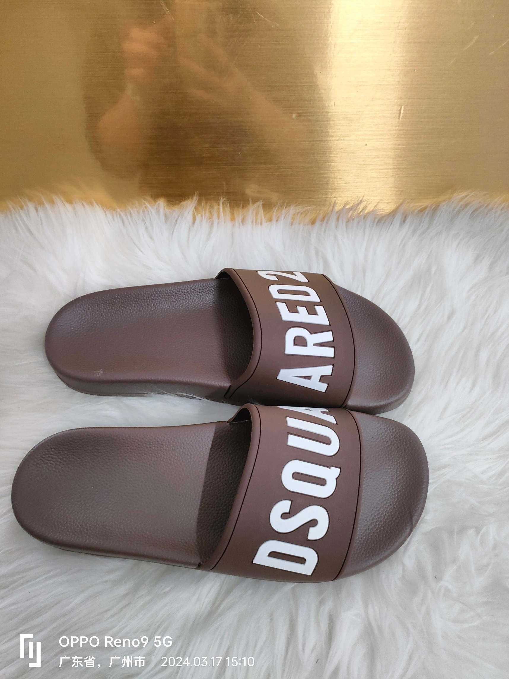 Dsquared Slippers For Men Elegant 2706