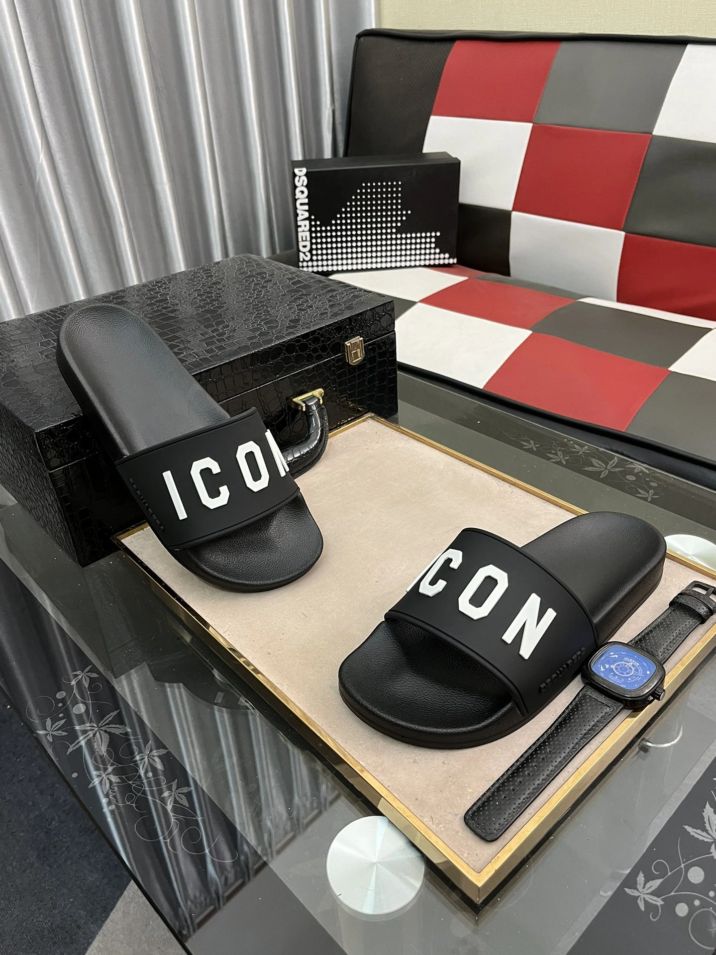 Dsquared Slippers For Men Flexible 1195