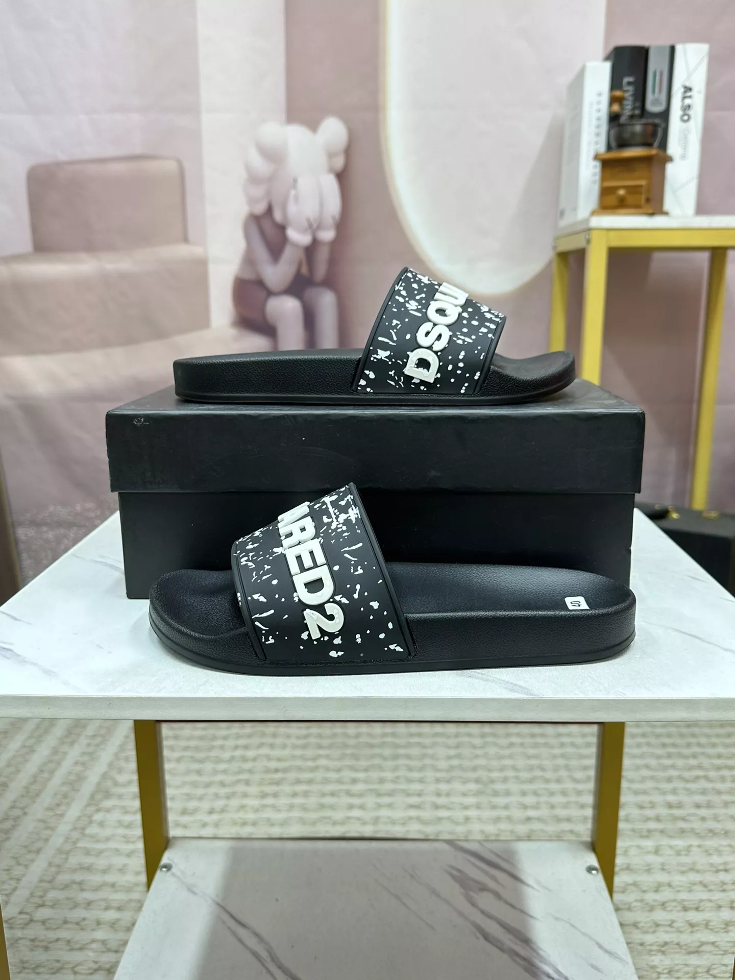 Dsquared Slippers For Men Vibrant 6514