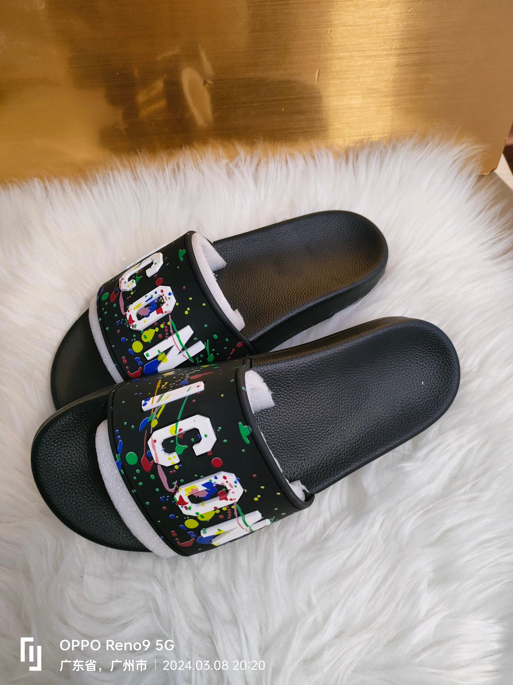 Dsquared Slippers For Women Classic 9155