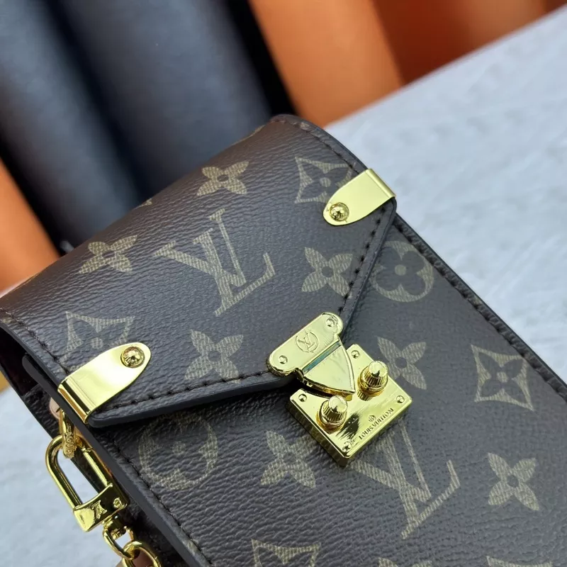 Durable 1017 Louis Vuitton Messenger Bags For Women