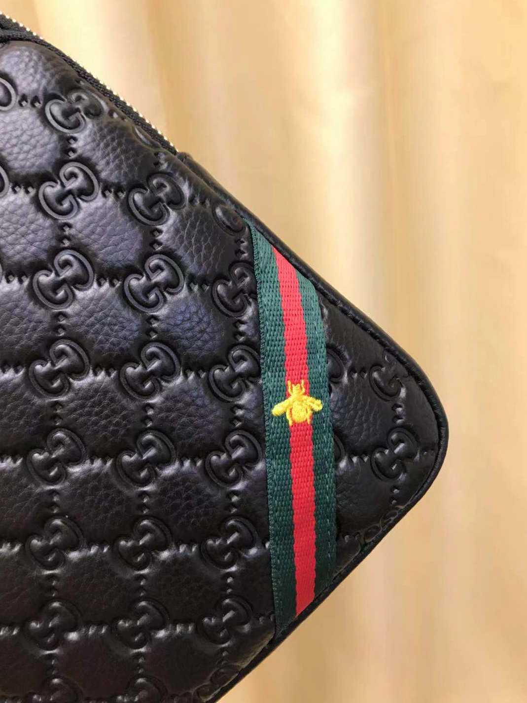 Durable 1075 Gucci AAA Man Messenger Bags